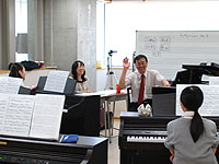 2010jrg_profsasaki.jpg