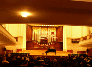 2010chopin_hall.gif