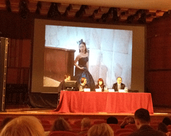 20151017_pressmeeting_mayaka.gif