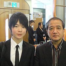 佐藤元洋君と長谷川淳先生
