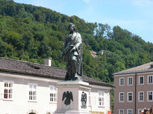 salzburg_mozart.jpgのサムネール画像