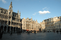 100520_GrandPlace.gif