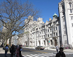 アメリカの総合大学の一風景（イェール大学）