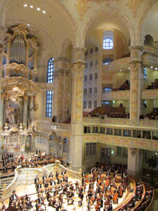 201205Dresden_church.jpg