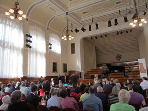 20120902_leedshall.jpg