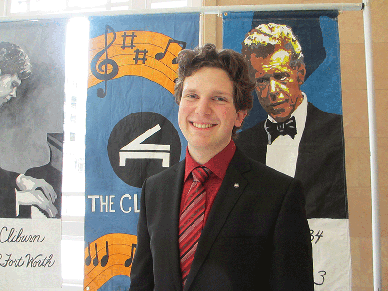 http://www.piano.or.jp/report/04ess/livereport/images/20130529_jayson.gif