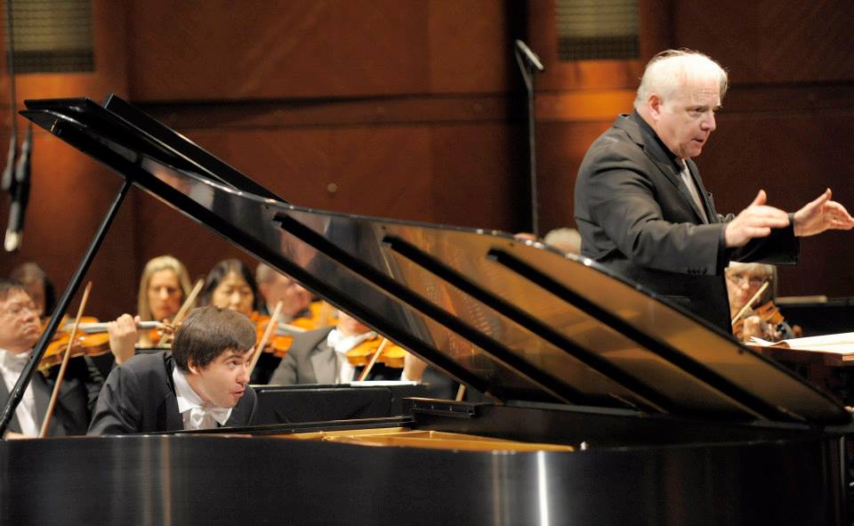http://www.piano.or.jp/report/04ess/livereport/images/20130607_Kholodenko_%20The%20Cliburn_CarolynCruz2.jpg
