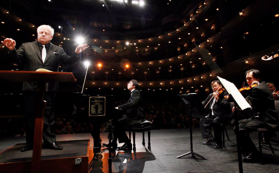 http://www.piano.or.jp/report/04ess/livereport/images/20130607_Sakata_%20The%20Cliburn_CarolynCruz.jpg