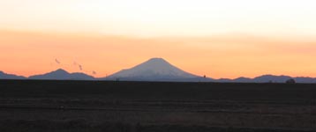 戸沢先生宅脇からの見た富士山